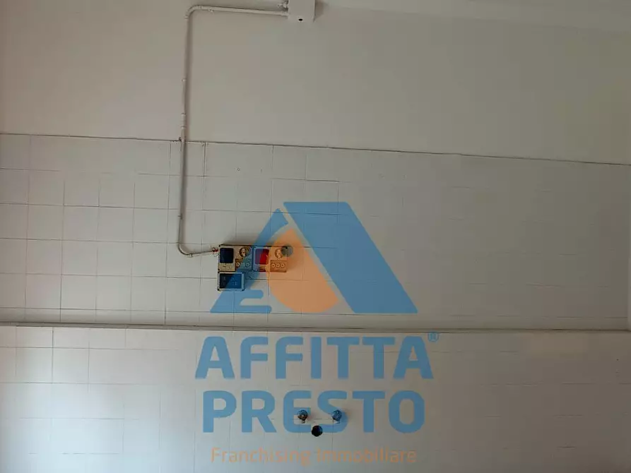 Immagine 8 di Attività commerciale in vendita  a Empoli