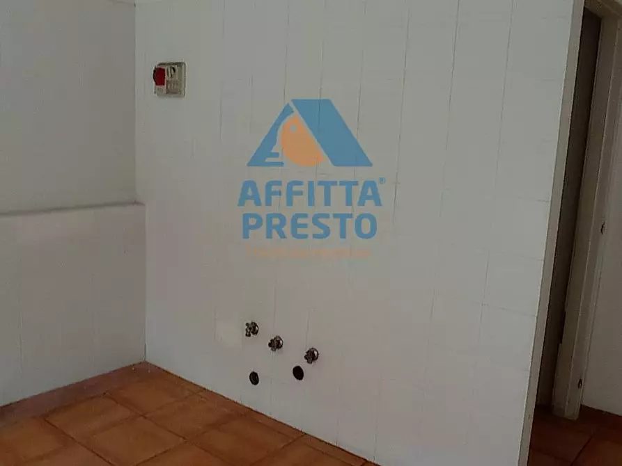 Immagine 10 di Attività commerciale in vendita  a Empoli