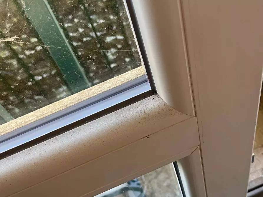 Immagine 20 di Negozio in affitto  in VIA SICCARDI a Chivasso