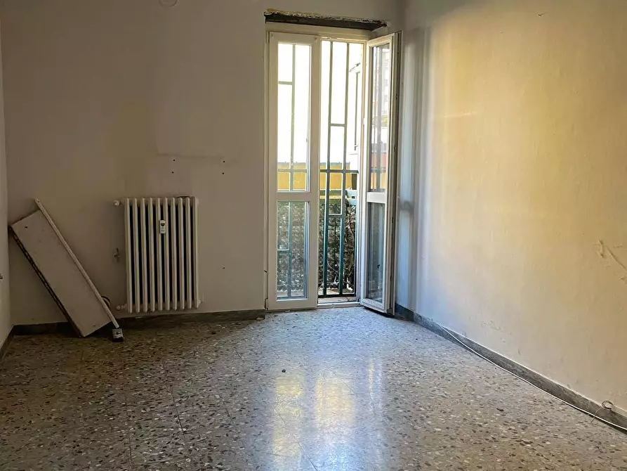 Immagine 22 di Negozio in affitto  in VIA SICCARDI a Chivasso