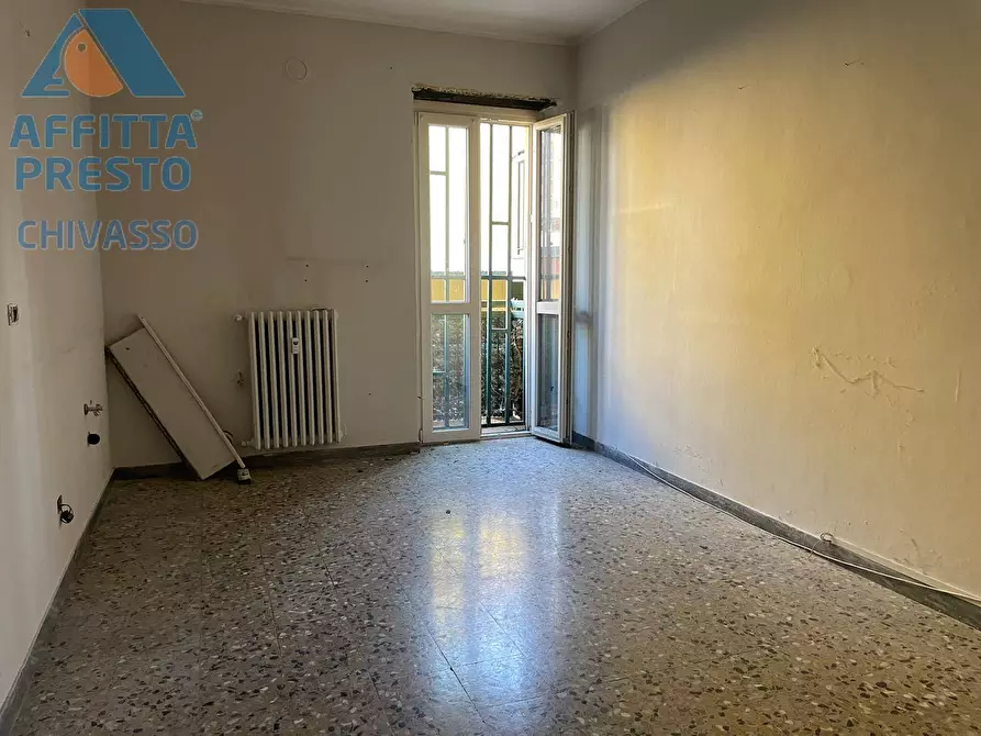 Immagine 27 di Negozio in affitto  in VIA SICCARDI a Chivasso