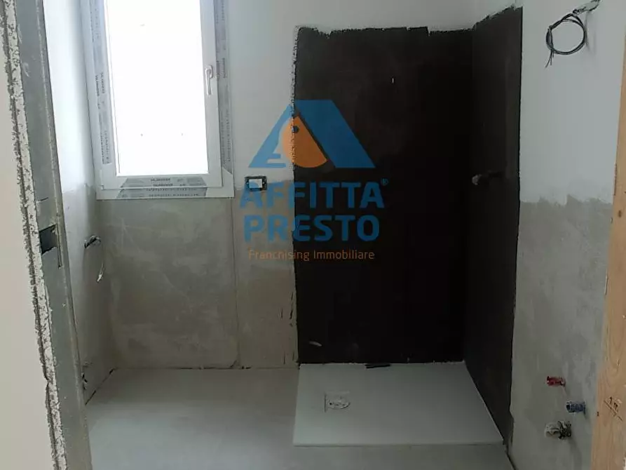 Immagine 2 di Appartamento in vendita  a Capraia E Limite