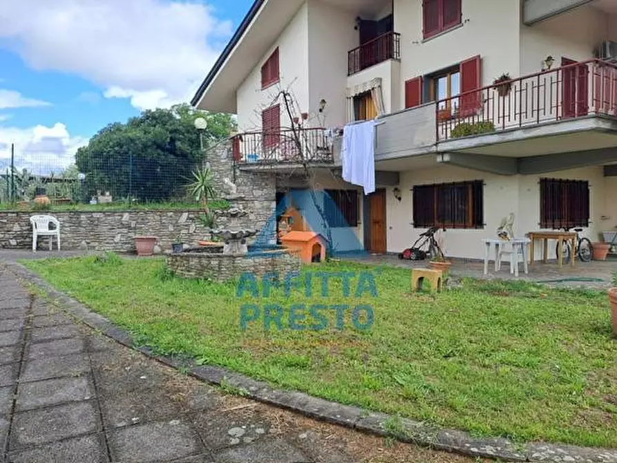 Immagine 27 di Casa indipendente in vendita  a Lamporecchio