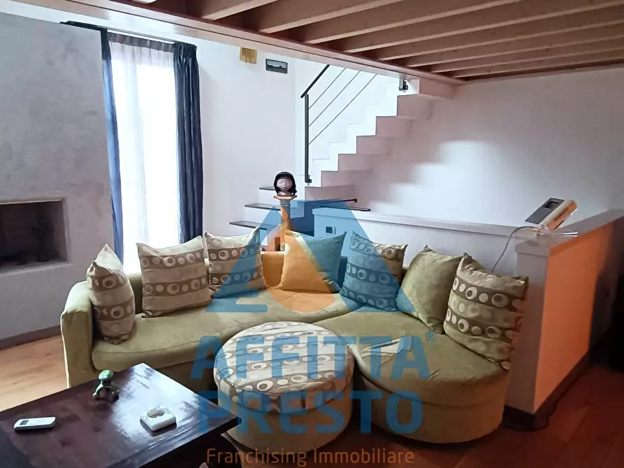 Immagine 21 di Appartamento in affitto  a Vinci