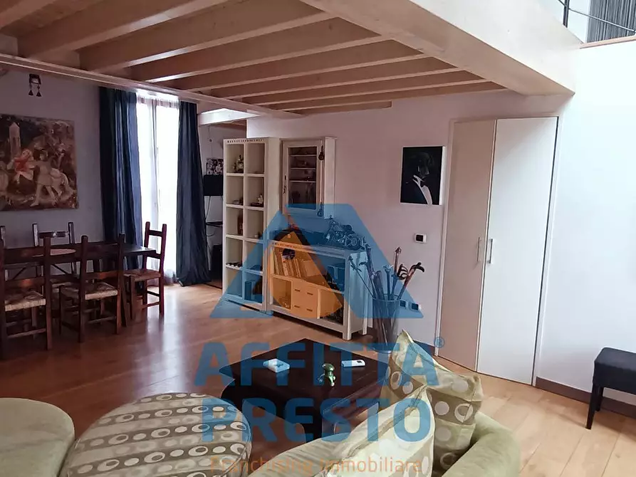 Immagine 26 di Appartamento in affitto  a Vinci