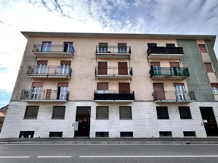 Immagine 24 di Appartamento in vendita  a Busto Arsizio