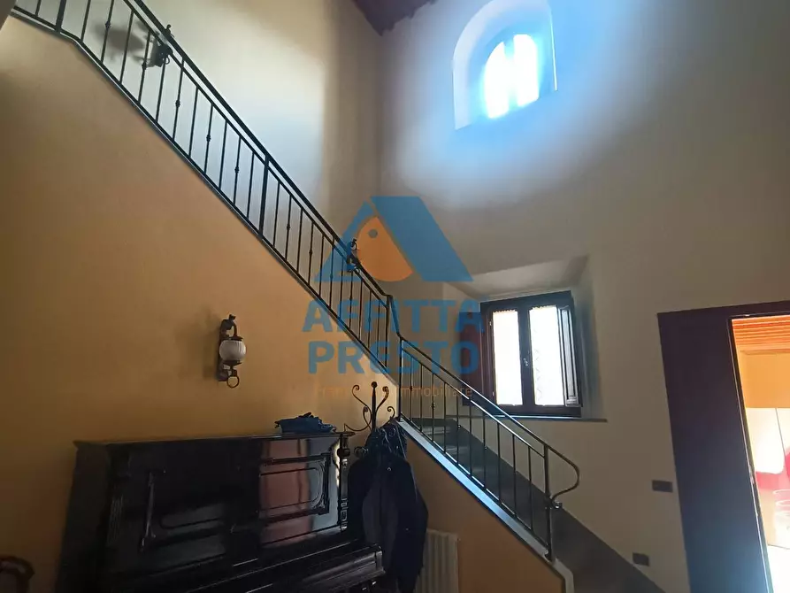 Immagine 27 di Villetta a schiera in affitto  a Capraia E Limite