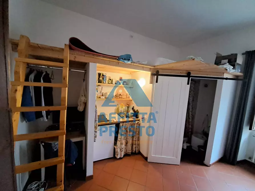 Immagine 2 di Appartamento in affitto  a Pontedera