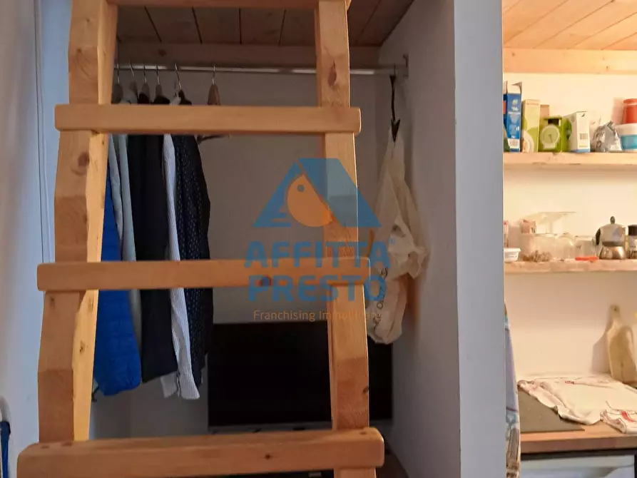 Immagine 7 di Appartamento in affitto  a Pontedera