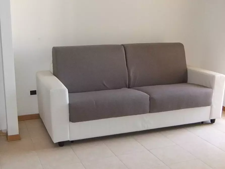 Immagine 4 di Appartamento in affitto  a Empoli