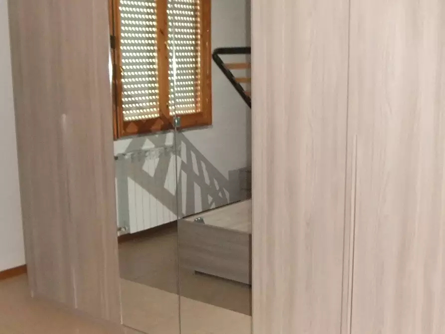 Immagine 10 di Appartamento in affitto  a Empoli