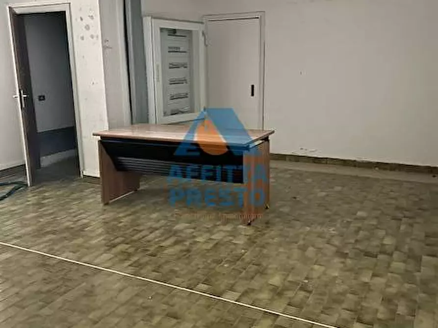 Immagine 12 di Capannone industriale in vendita  a Vinci