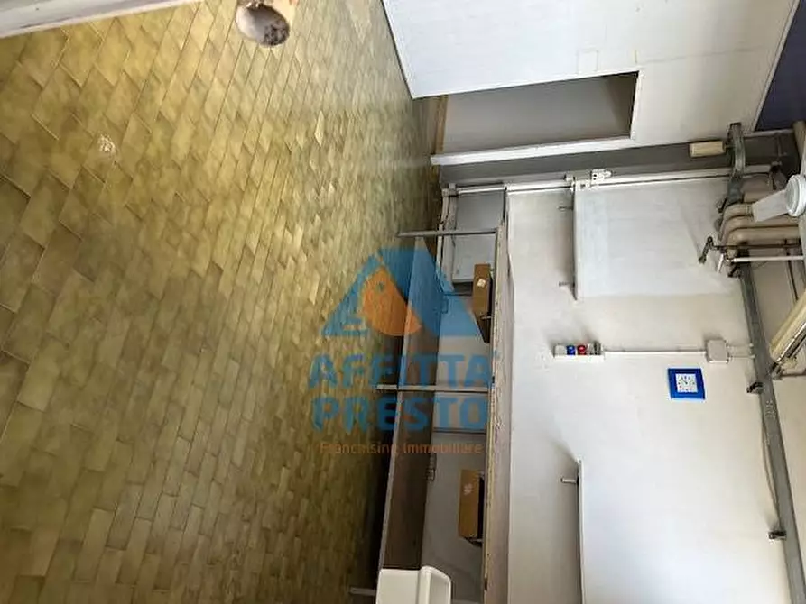 Immagine 15 di Capannone industriale in vendita  a Vinci