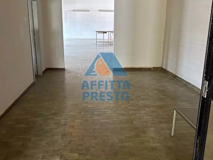 Immagine 16 di Capannone industriale in vendita  a Vinci