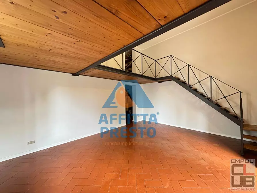 Immagine 8 di Ufficio in vendita  a Empoli