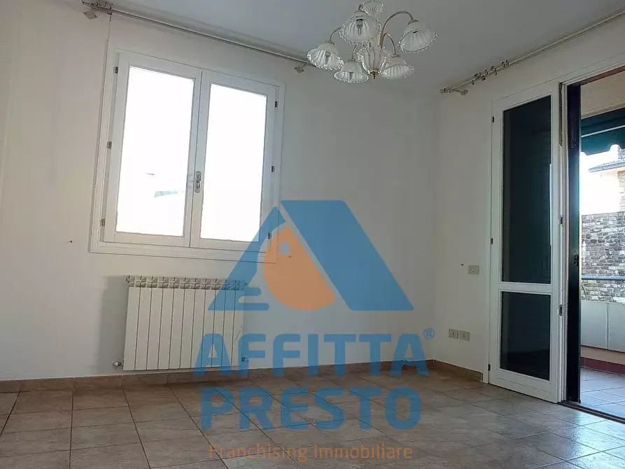 Immagine 10 di Appartamento in vendita  a Empoli