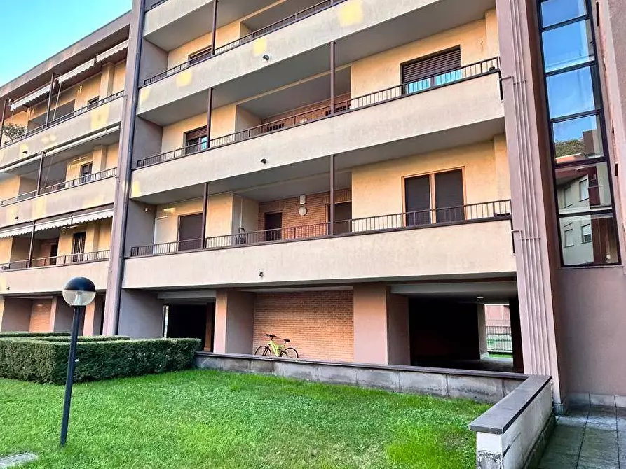 Immagine 18 di Appartamento in vendita  a Legnano