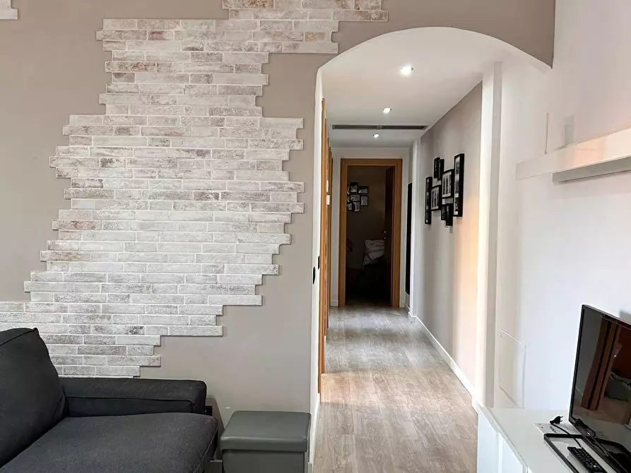 Immagine 5 di Appartamento in vendita  a Legnano