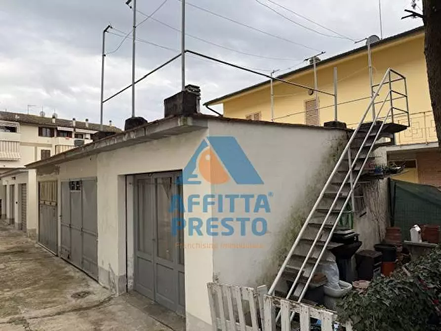 Immagine 21 di Appartamento in vendita  a Empoli