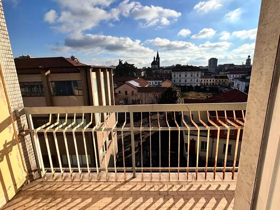 Immagine 9 di Appartamento in affitto  a Busto Arsizio