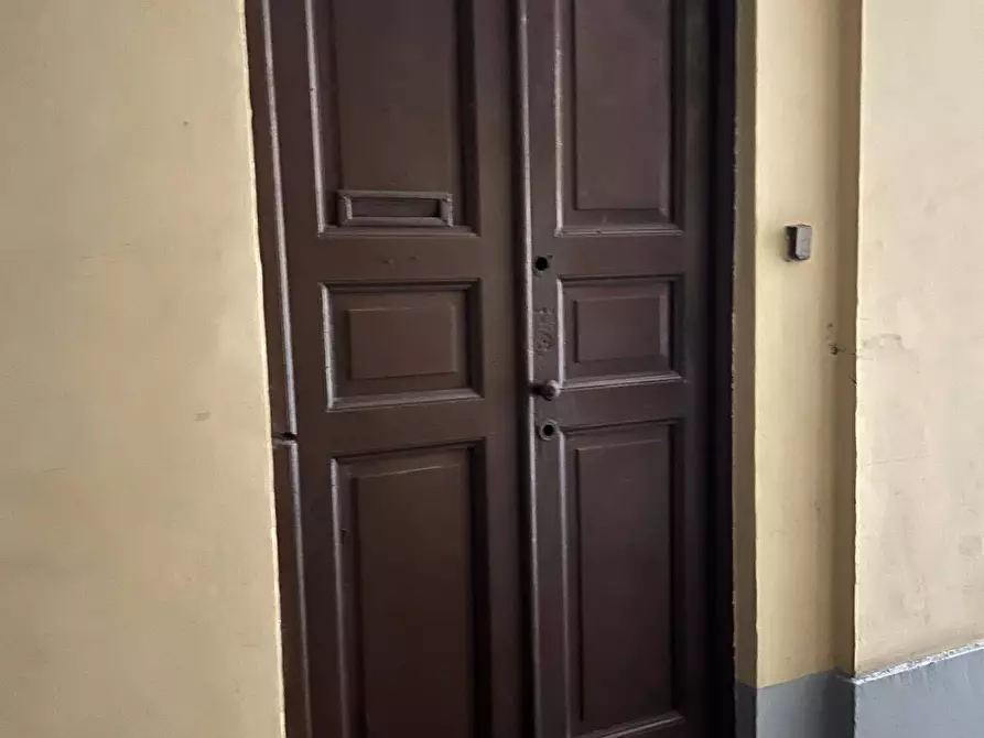 Immagine 4 di Negozio in vendita  in Via Giuseppe Baretti a Torino