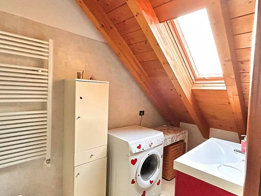 Immagine 30 di Appartamento in vendita  a Busto Arsizio