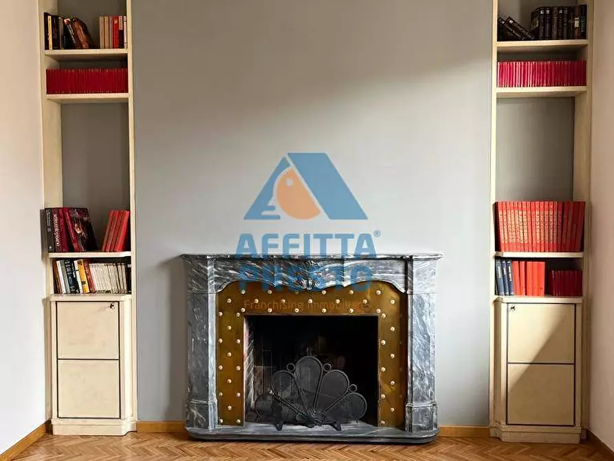 Immagine 8 di Camera in affitto  a Pontedera