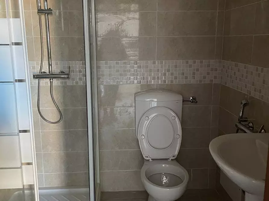 Immagine 13 di Appartamento in affitto  in Via Togliatti a Chivasso