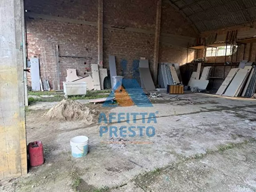 Immagine 7 di Capannone industriale in affitto  a San Miniato