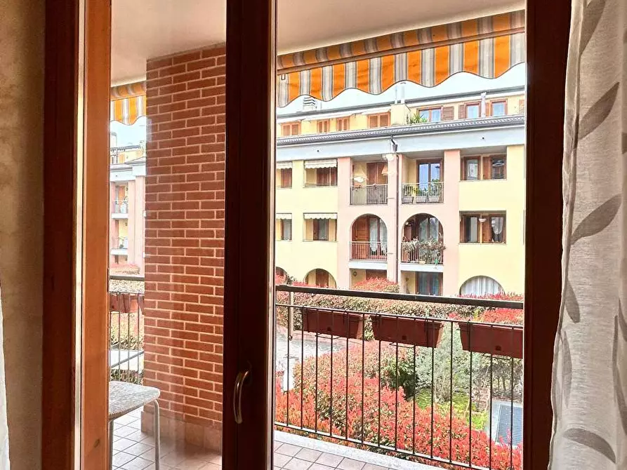 Immagine 11 di Appartamento in affitto  a Busto Arsizio