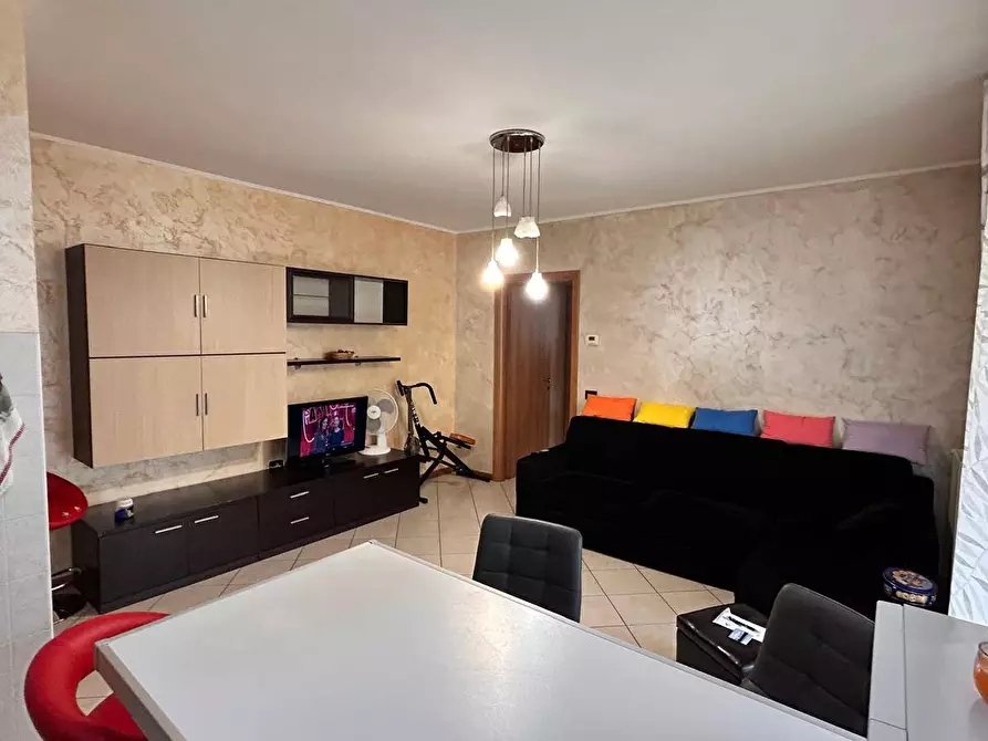 Immagine 8 di Appartamento in affitto  a Busto Arsizio