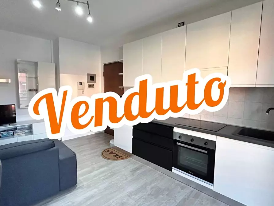 Immagine 1 di Appartamento in vendita  a Legnano