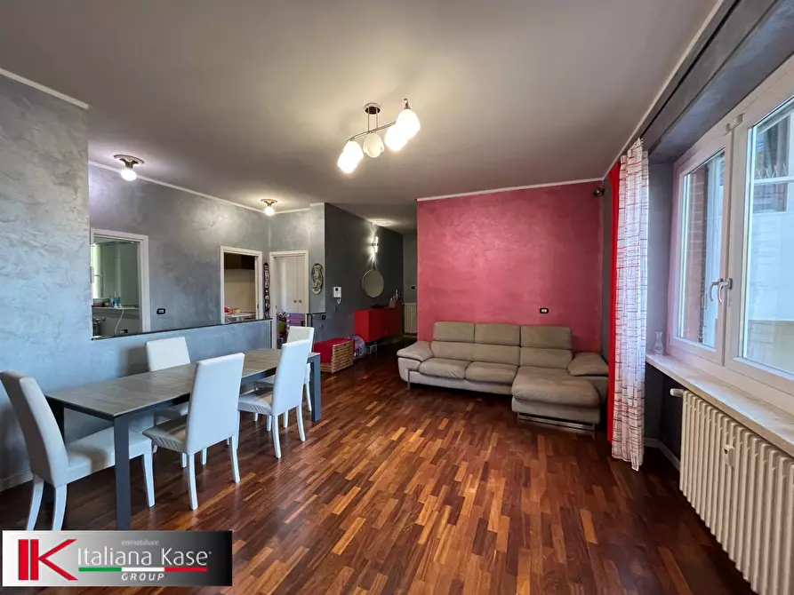 Immagine 8 di Appartamento in vendita  in Viale Ovidio a Gassino Torinese