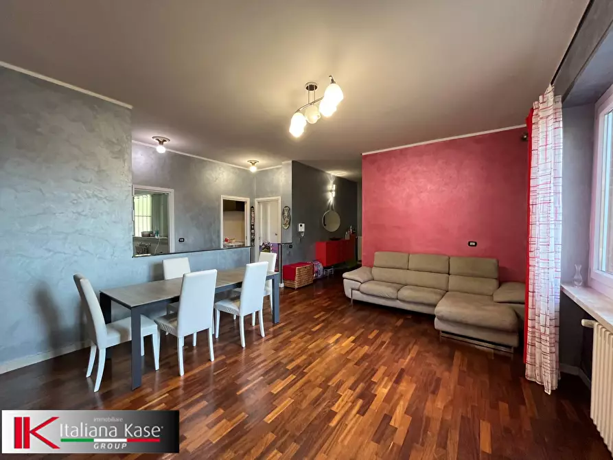 Immagine 9 di Appartamento in vendita  in Viale Ovidio a Gassino Torinese