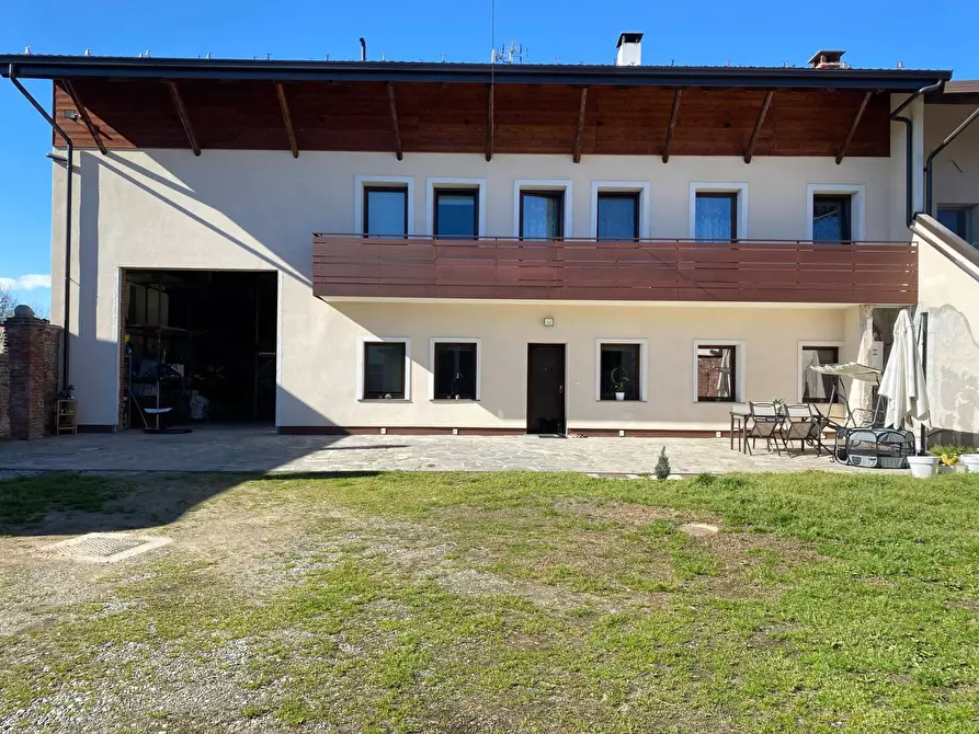 Immagine 1 di Casa indipendente in vendita  in via Camillo Benso Conte di Cavour a Foglizzo