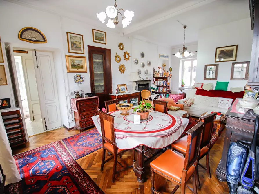 Immagine 22 di Camera in vendita  in via piave a Caluso