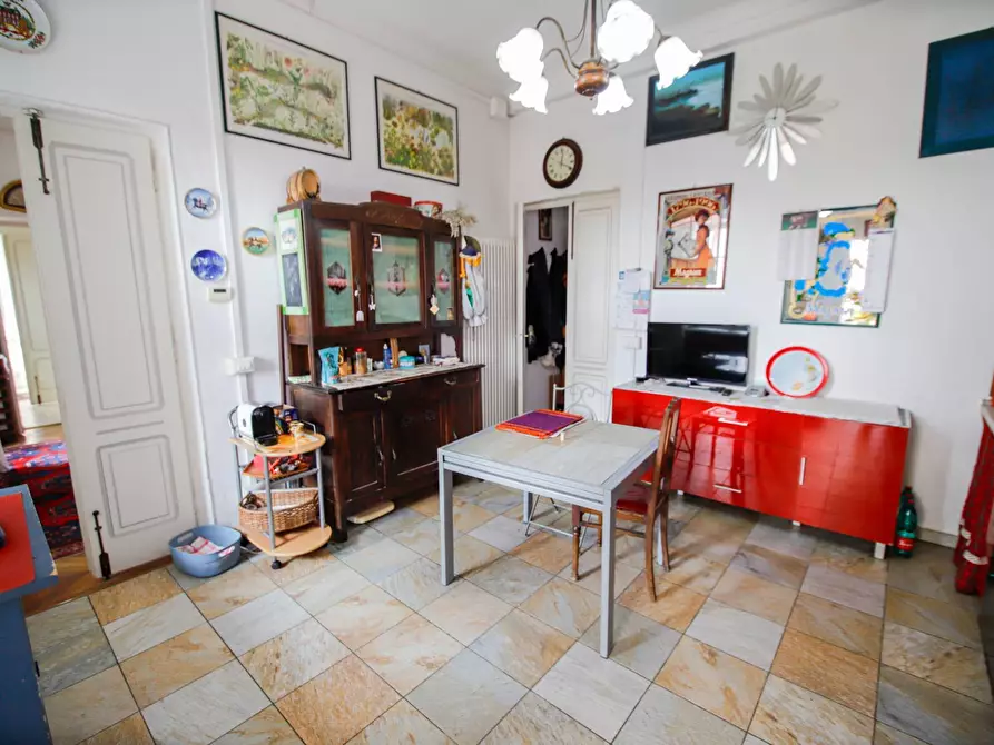 Immagine 14 di Camera in vendita  in via piave a Caluso