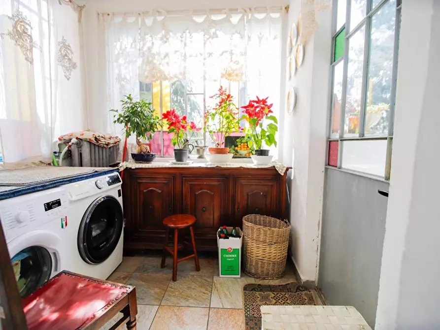 Immagine 18 di Camera in vendita  in via piave a Caluso