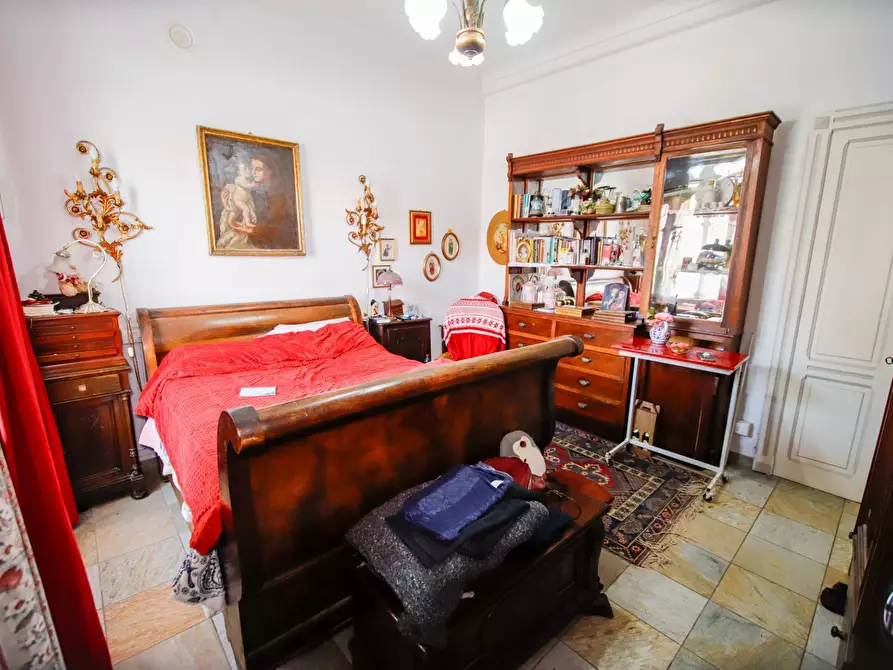 Immagine 24 di Camera in vendita  in via piave a Caluso