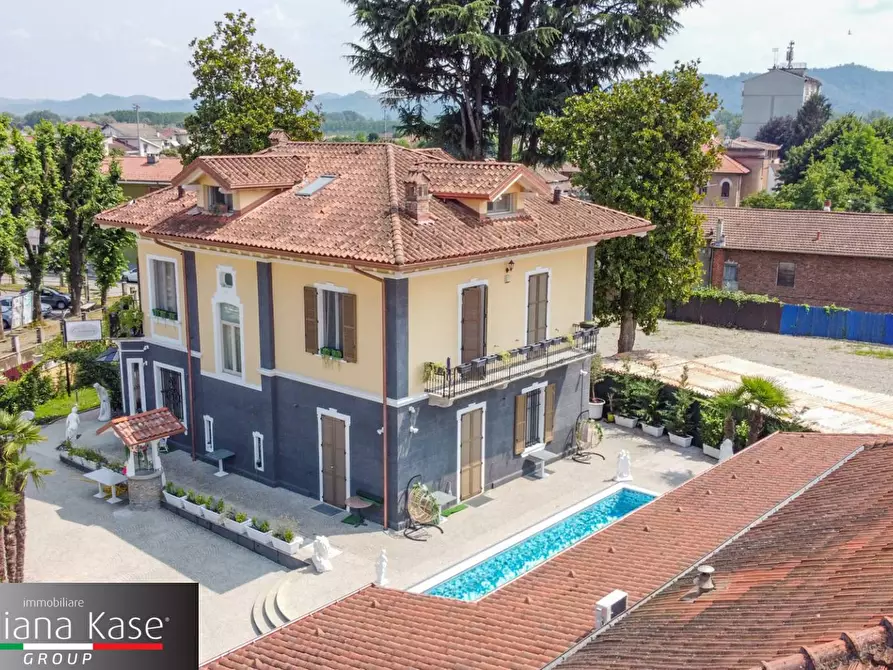 Immagine 1 di Villa in vendita  in Via Ortali a Verolengo