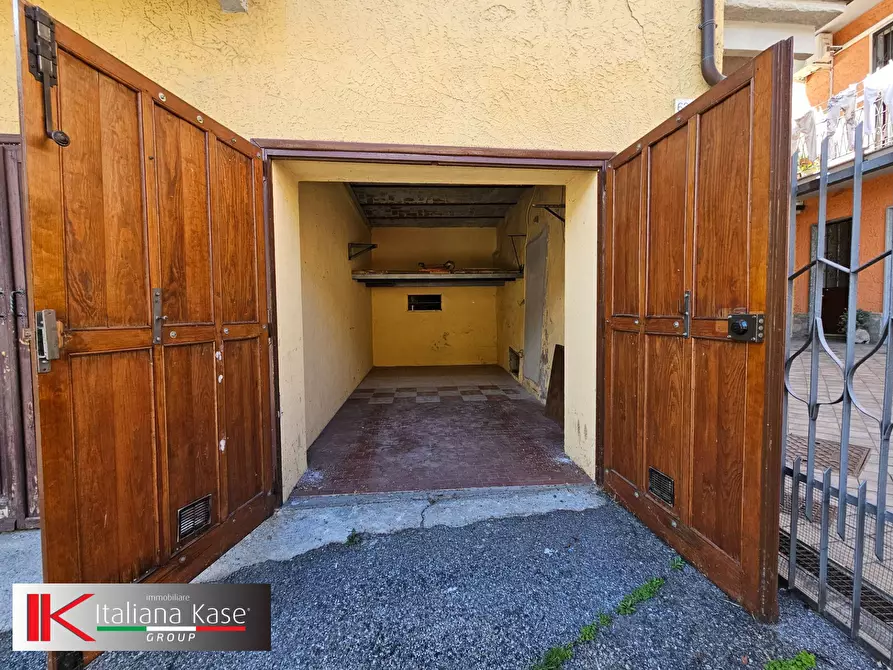 Immagine 1 di Box auto in vendita  in corso italia a Gassino Torinese