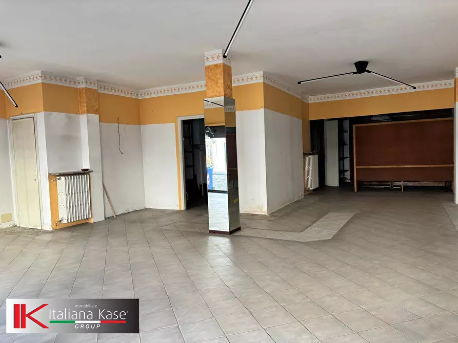 Immagine 3 di Negozio in affitto  in Corso Delio Verna a Verolengo