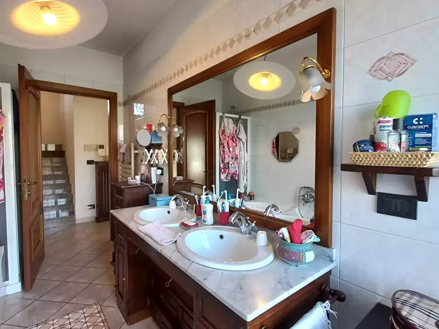 Immagine 23 di Villa in vendita  in VIA SANTA MARIA a Caluso