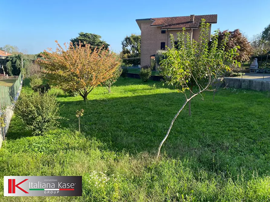 Immagine 2 di Terreno residenziale in vendita  in via roma a Candia Canavese