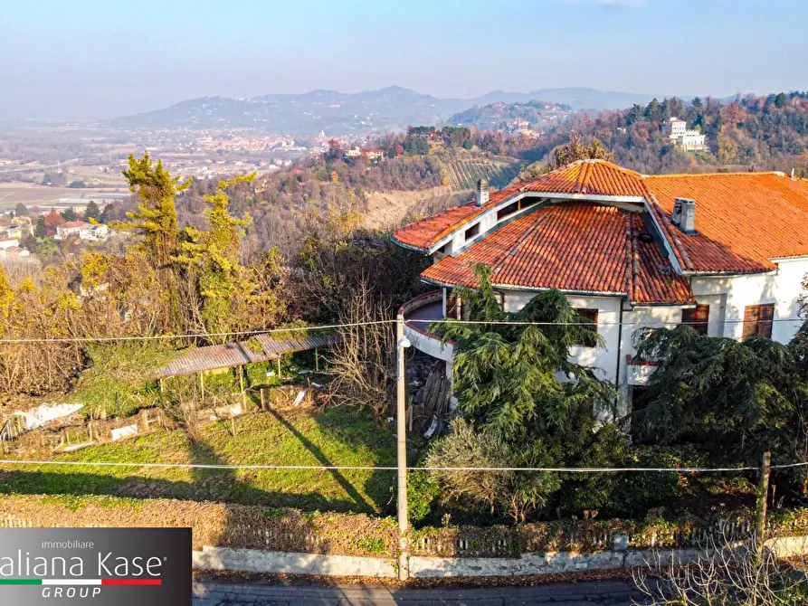 Immagine 2 di Villa in vendita  in via lunga a Castiglione Torinese