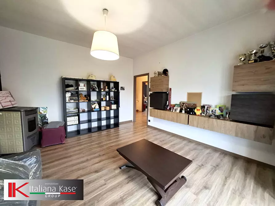 Immagine 28 di Camera in vendita  in via colombo a Castiglione Torinese