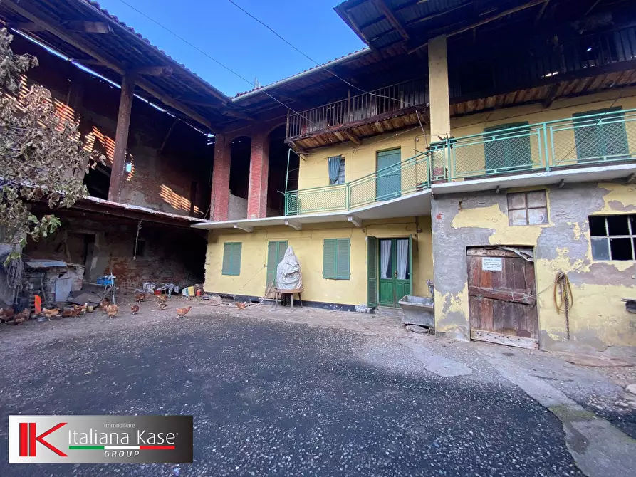 Immagine 1 di Casa semindipendente in vendita  in via cesare battisti a Candia Canavese