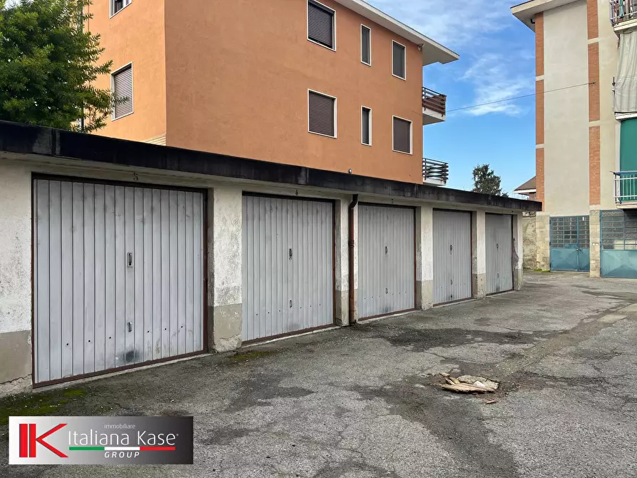 Immagine 2 di Box auto in vendita  in Via Berardi a Brandizzo