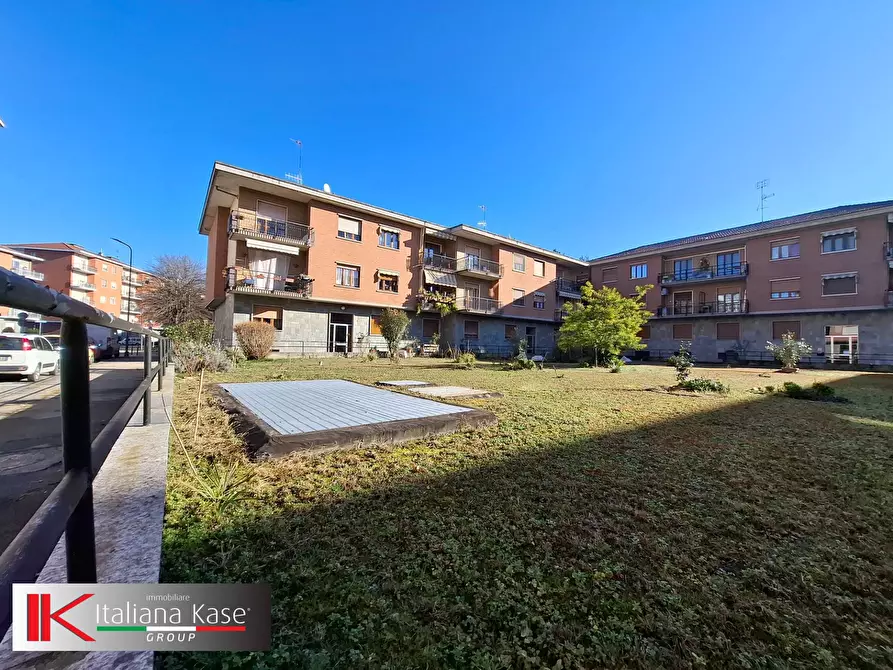 Immagine 18 di Appartamento in vendita  in Via Trieste a Gassino Torinese