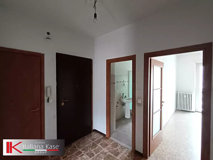 Immagine 11 di Appartamento in vendita  in Via XI Febbraio a Gassino Torinese